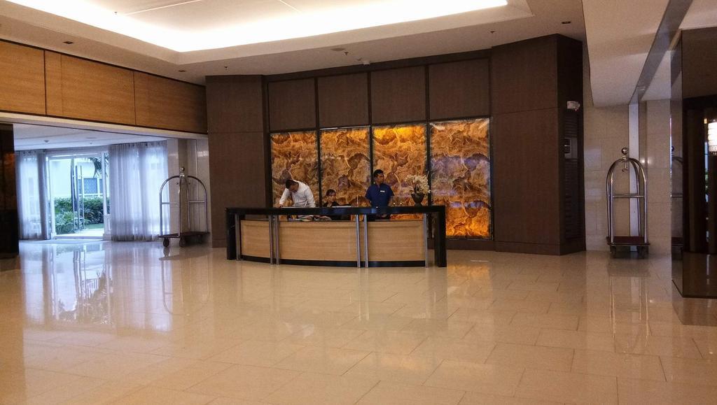 Apartment Shell Residences Rheiyn Manila