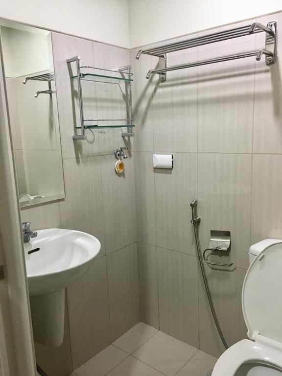 Apartment Shell Residences Rheiyn *